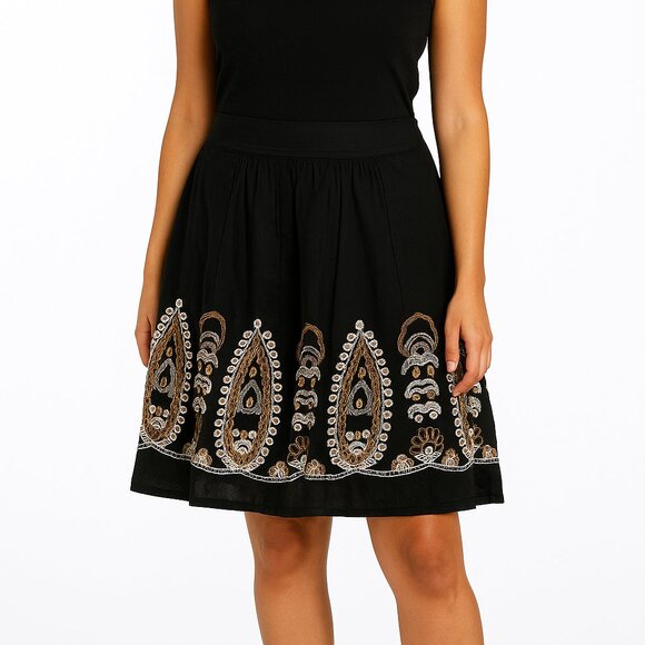Willow Blossom embroidered dirndl style skirt. EUC, sz 12, cotton, black, white - Picture 1 of 16